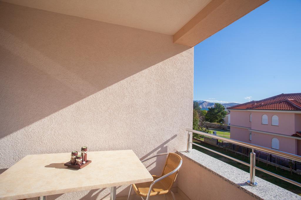Apartments Mia Baska  Exterior photo