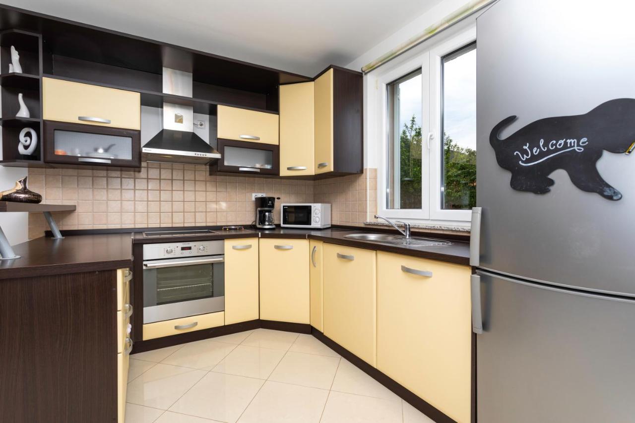Apartments Mia Baska  Exterior photo